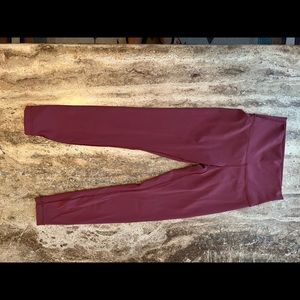Lululemon Wunder Under 25” leggings size 4
